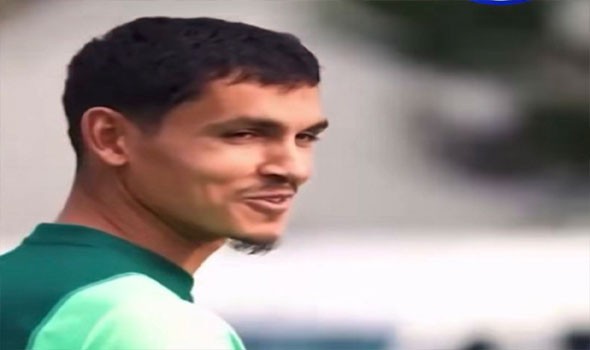  العرب اليوم - بعد 123 مباراة ماندي يعلن اعتزاله اللعب الدولي مع الجزائر