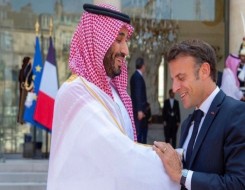  العرب اليوم - الأمير محمد بن سلمان في باريس وماكرون يعتبر الزيارة خطوة مهمة لتعزيز السلام والاستقرار