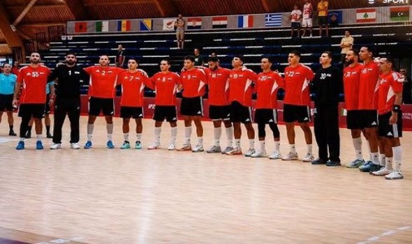  العرب اليوم - منتخب مصر لكرة اليد يتأهل لنهائي ألعاب البحر المتوسط بعد الفوز على الجزائر 27-25