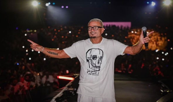  العرب اليوم - عمرو دياب يوجه رسالة امتنان لجمهوره بعد دخوله موسوعة جينيس للأرقام القياسية